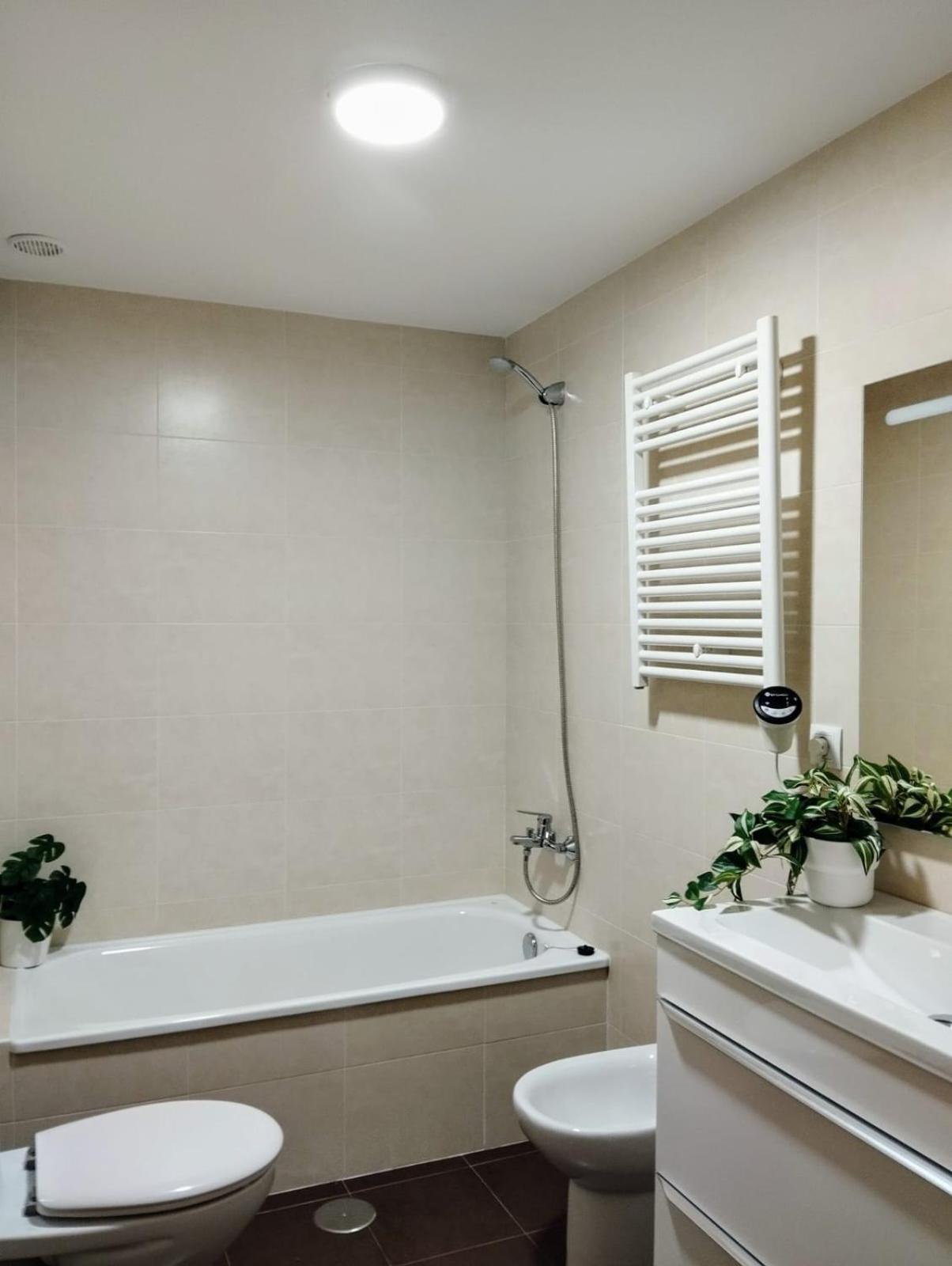 Piso Vacacional Acogedor Apartment โอโกรูญา ภายนอก รูปภาพ